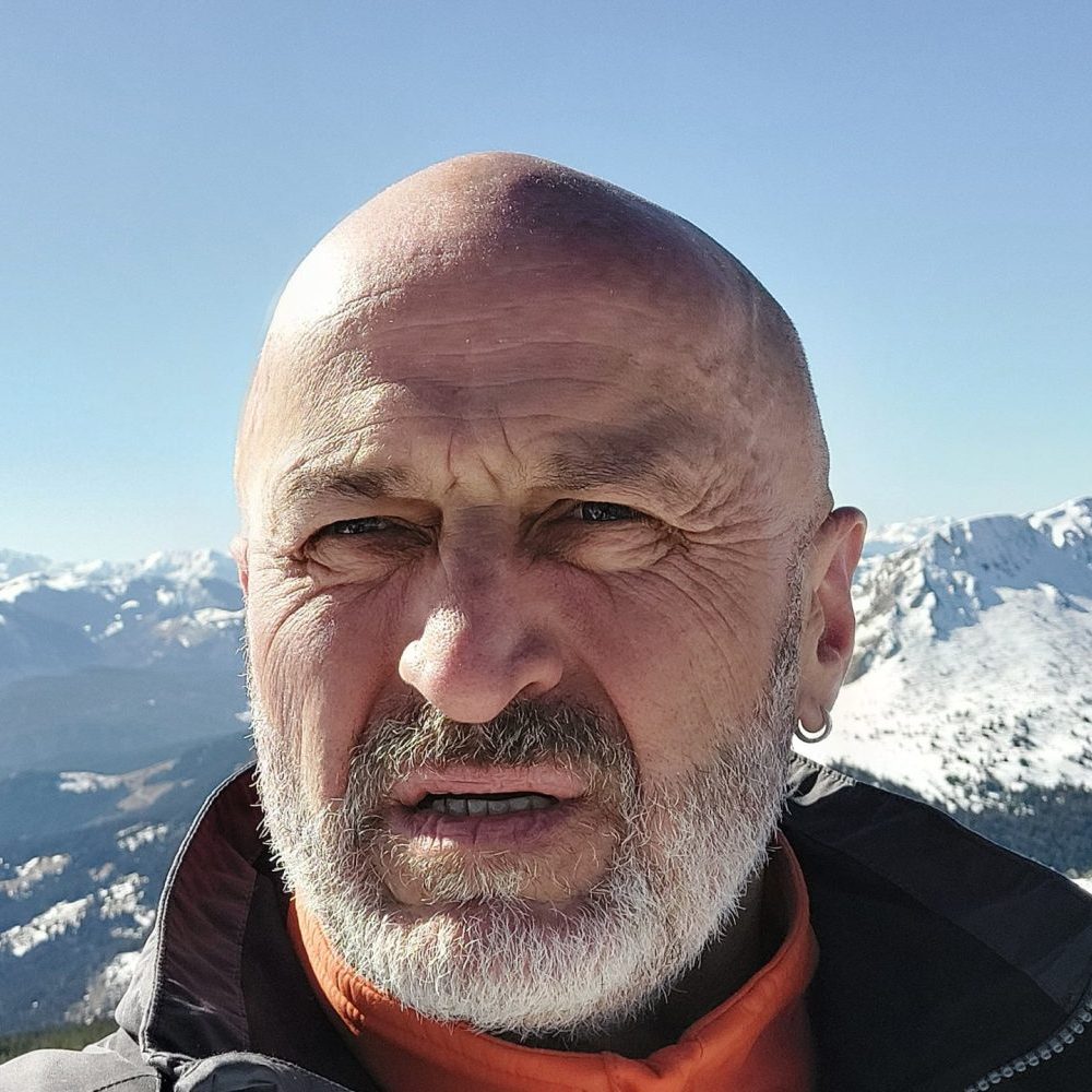 Жељко Симаковић